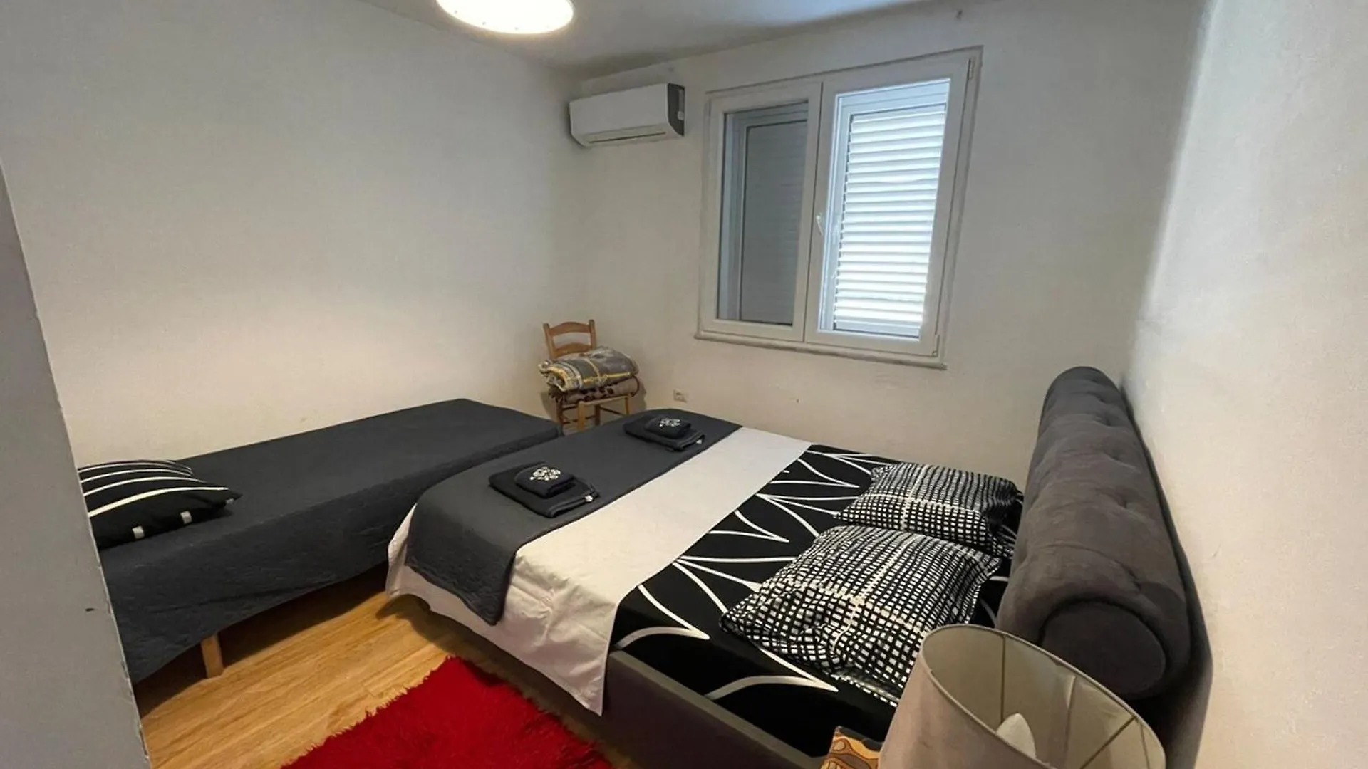 Flora - Modern Rooftop Apartment With Balcony Tirana Albânia